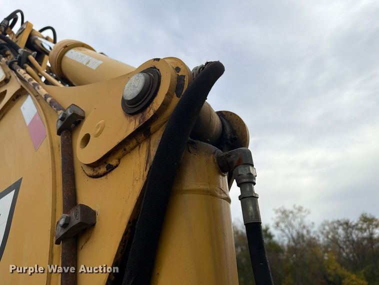 image for item FK4209 2006 John Deere 310G backhoe