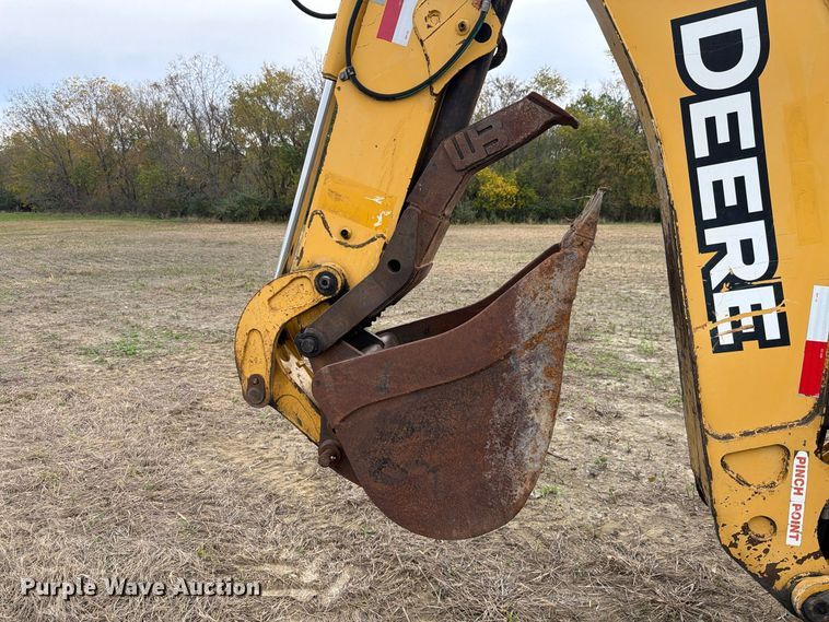 image for item FK4209 2006 John Deere 310G backhoe