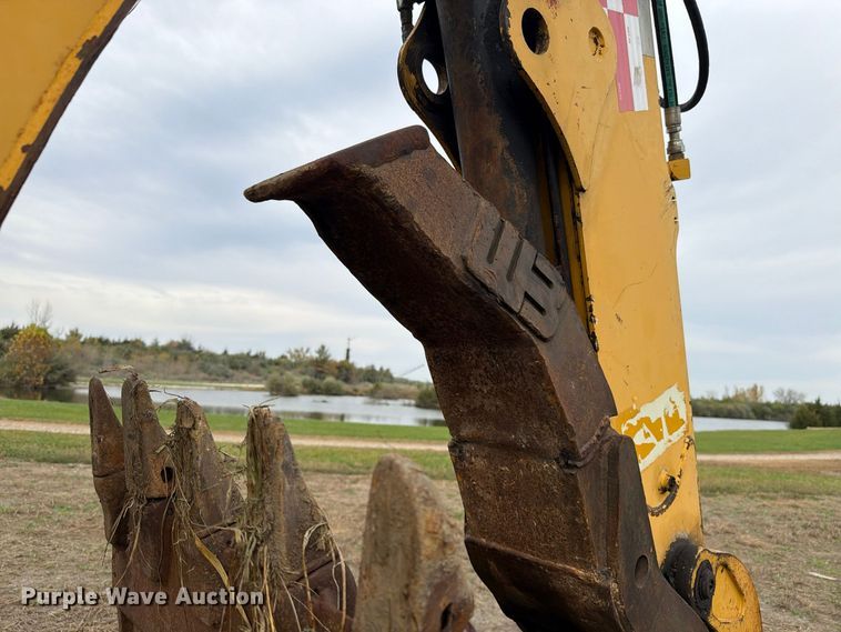 image for item FK4209 2006 John Deere 310G backhoe