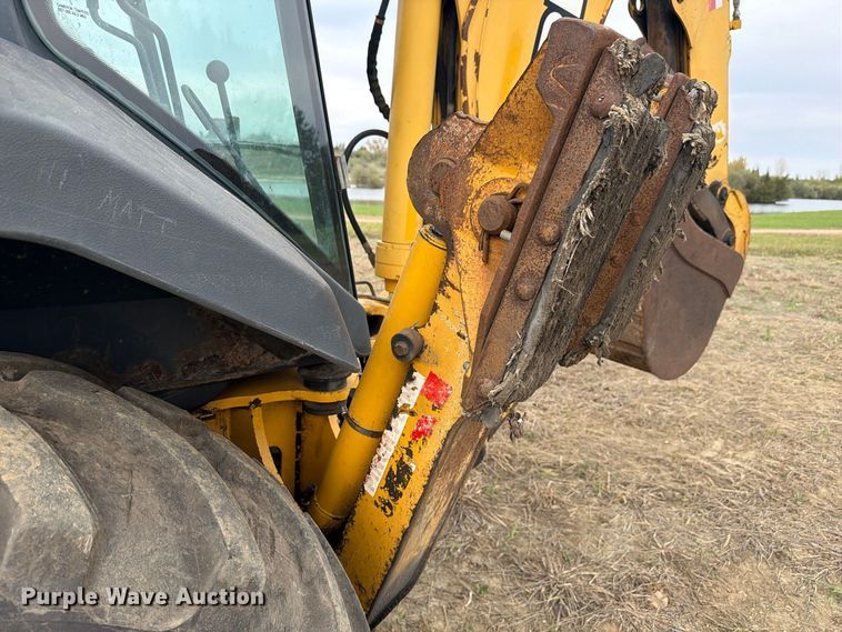 image for item FK4209 2006 John Deere 310G backhoe