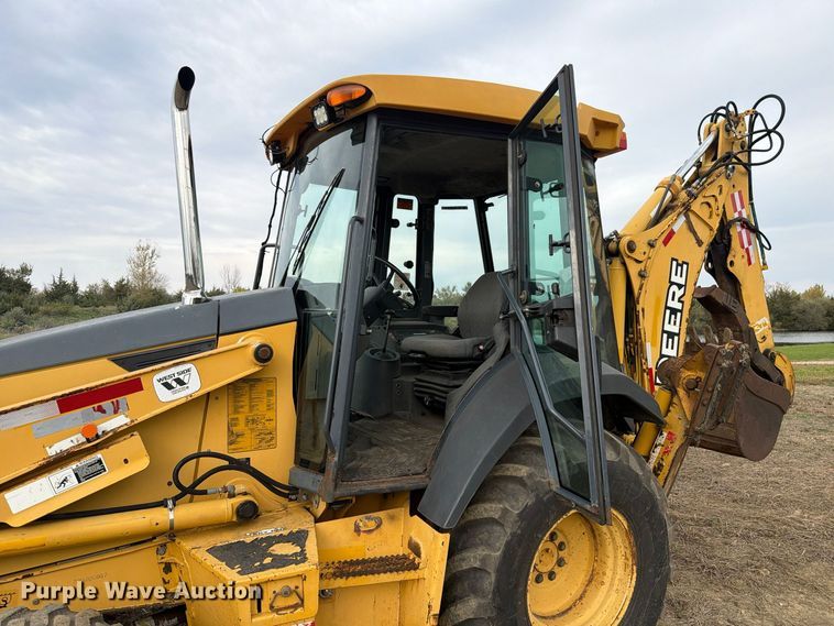image for item FK4209 2006 John Deere 310G backhoe