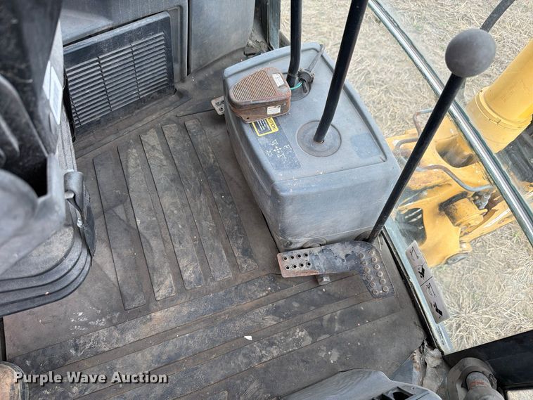 image for item FK4209 2006 John Deere 310G backhoe