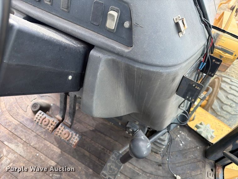 image for item FK4209 2006 John Deere 310G backhoe