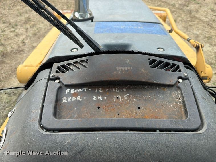 image for item FK4209 2006 John Deere 310G backhoe