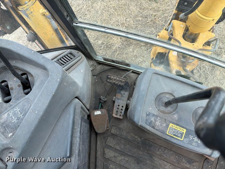 image for item FK4209 2006 John Deere 310G backhoe