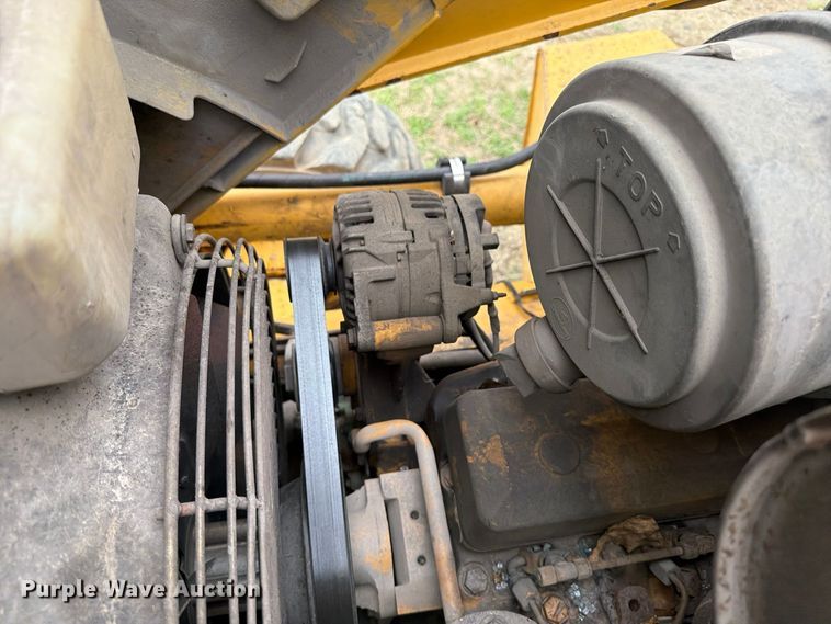 image for item FK4209 2006 John Deere 310G backhoe