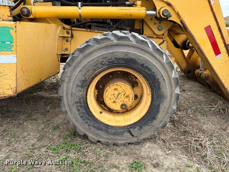 image for item FK4209 2006 John Deere 310G backhoe