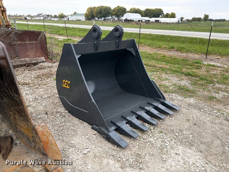 image for item FK4210 (2) excavator buckets