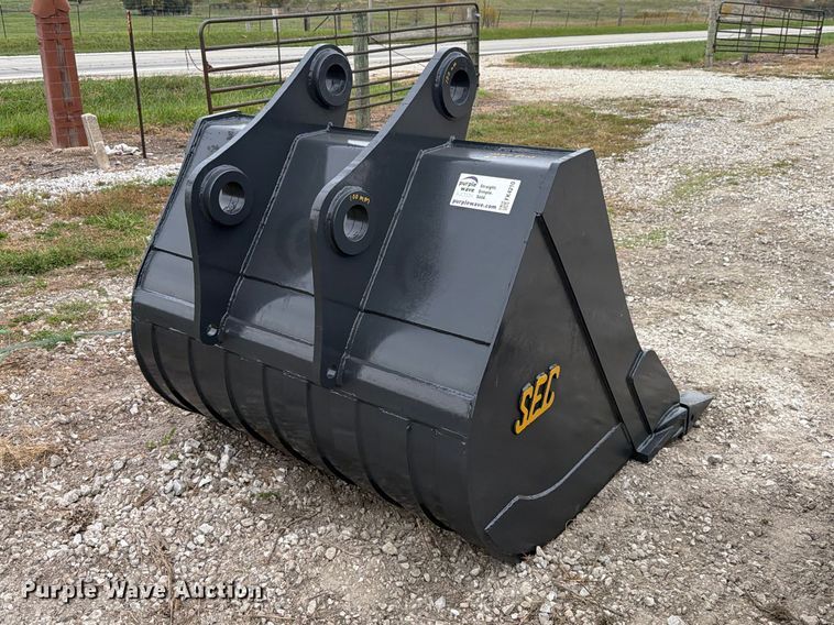 image for item FK4210 (2) excavator buckets