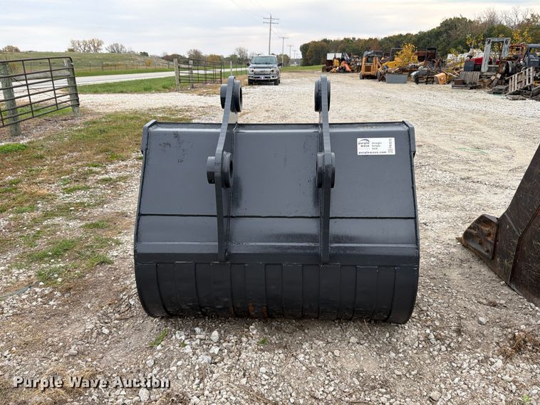 image for item FK4210 (2) excavator buckets