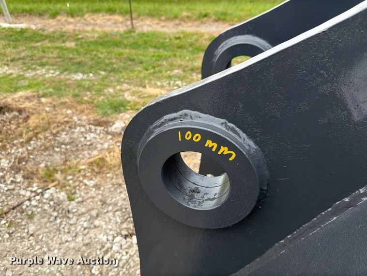 image for item FK4210 (2) excavator buckets