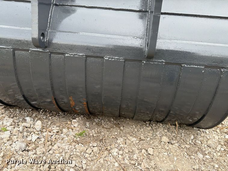 image for item FK4210 (2) excavator buckets