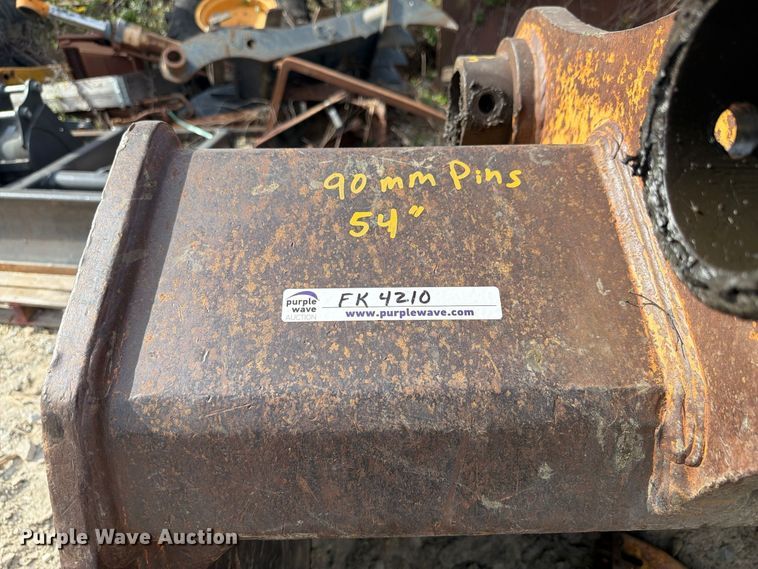 image for item FK4210 (2) excavator buckets