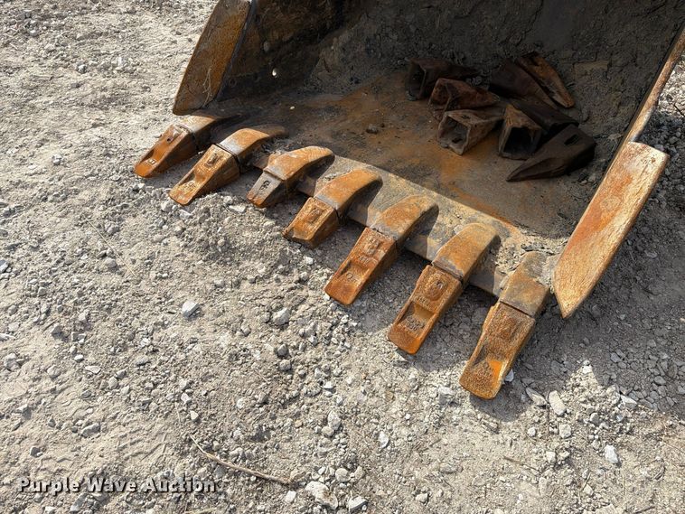 image for item FK4210 (2) excavator buckets