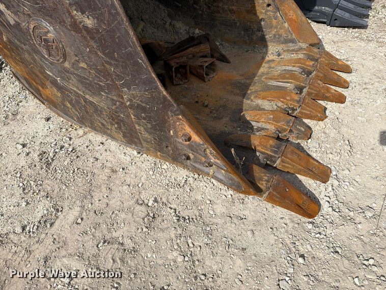 image for item FK4210 (2) excavator buckets