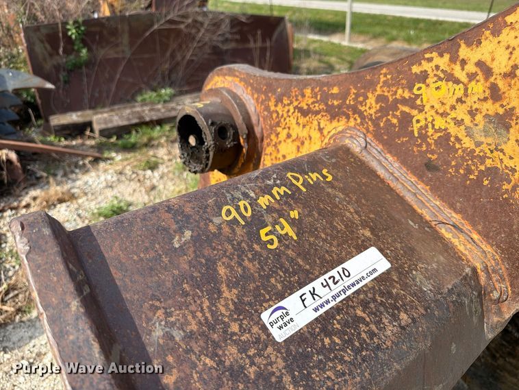 image for item FK4210 (2) excavator buckets