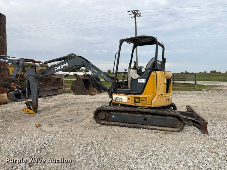 image for item FK4211 2015 John Deere 50G mini excavator