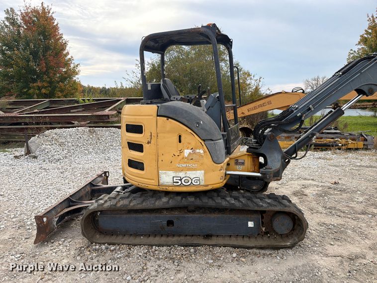 image for item FK4211 2015 John Deere 50G mini excavator