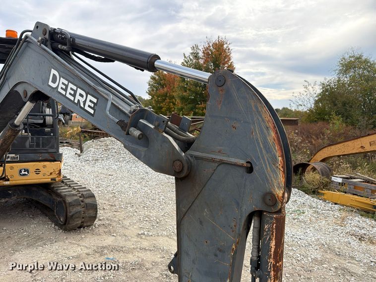 image for item FK4211 2015 John Deere 50G mini excavator