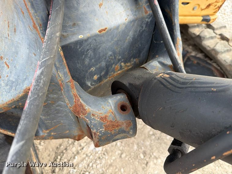 image for item FK4211 2015 John Deere 50G mini excavator