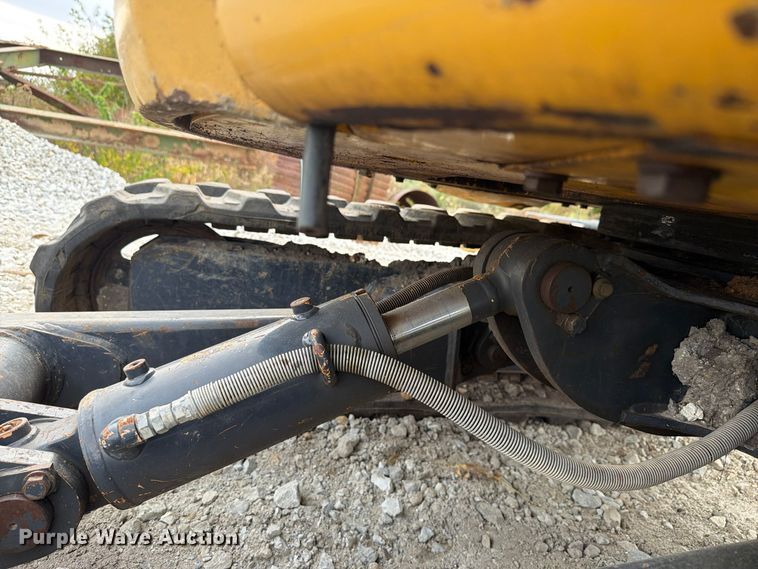 image for item FK4211 2015 John Deere 50G mini excavator