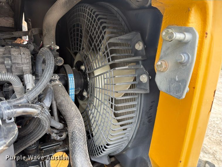 image for item FK4211 2015 John Deere 50G mini excavator