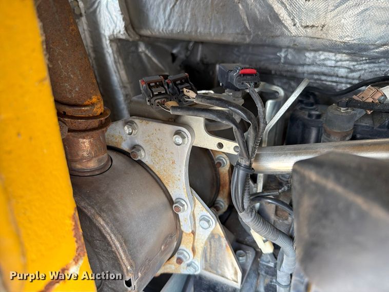 image for item FK4211 2015 John Deere 50G mini excavator