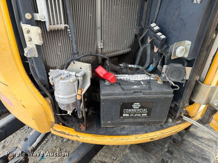 image for item FK4211 2015 John Deere 50G mini excavator