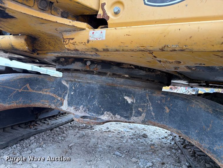 image for item FK4211 2015 John Deere 50G mini excavator