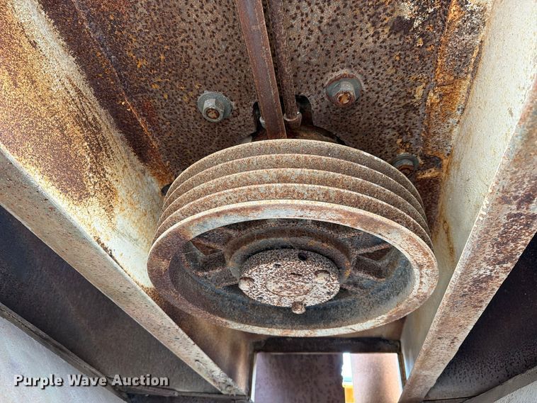 image for item FK4213 Southern Machine 85 & 65 rock crusher
