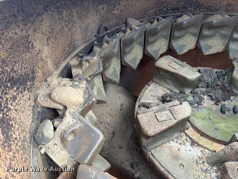 image for item FK4213 Southern Machine 85 & 65 rock crusher