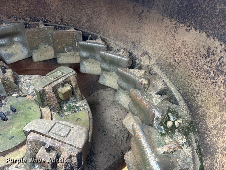 image for item FK4213 Southern Machine 85 & 65 rock crusher