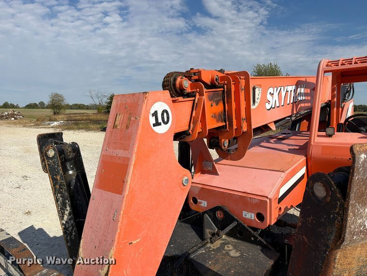 image for item FM6610 2007 JLG Skytrak 10054 telehandler