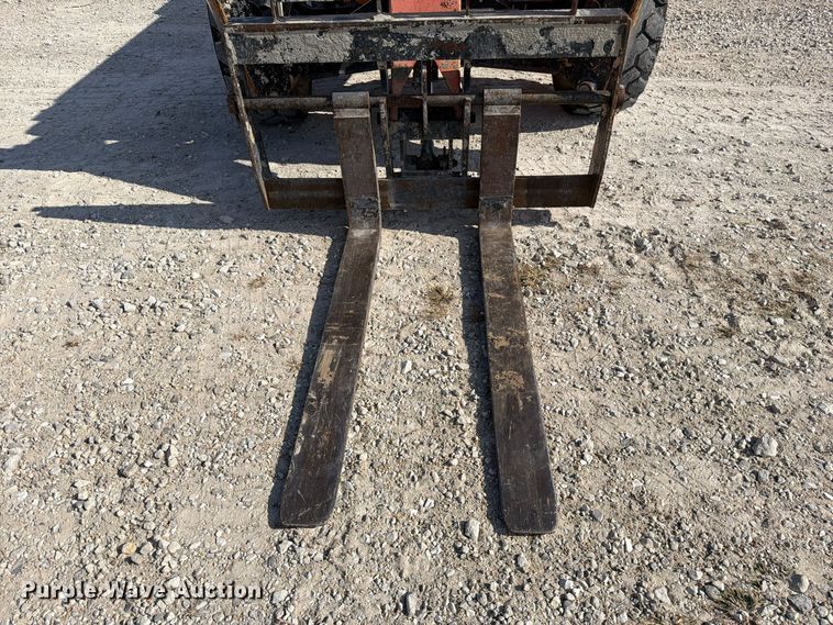 image for item FM6610 2007 JLG Skytrak 10054 telehandler