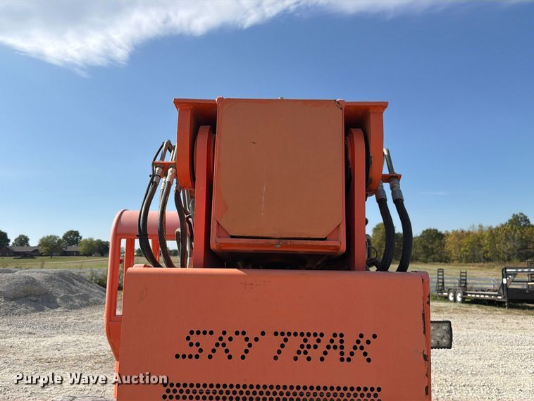 image for item FM6610 2007 JLG Skytrak 10054 telehandler