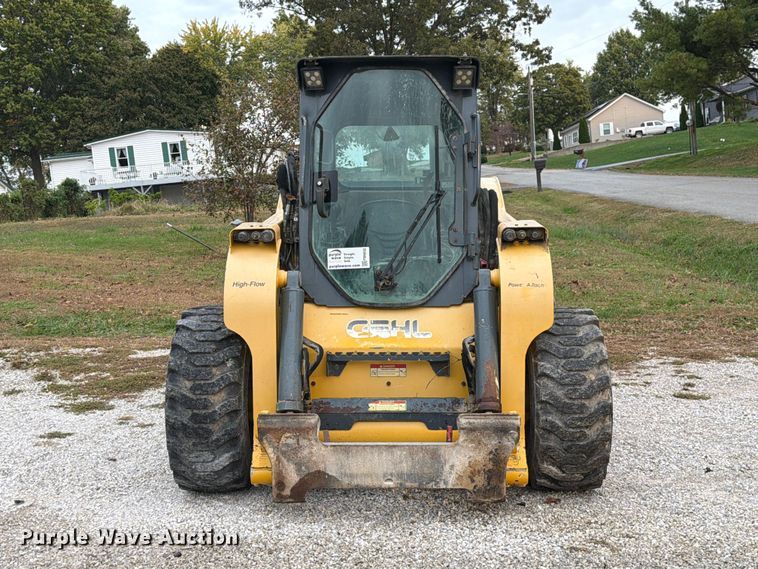 image for item FM6632 2015 Gehl V400 skid steer loader