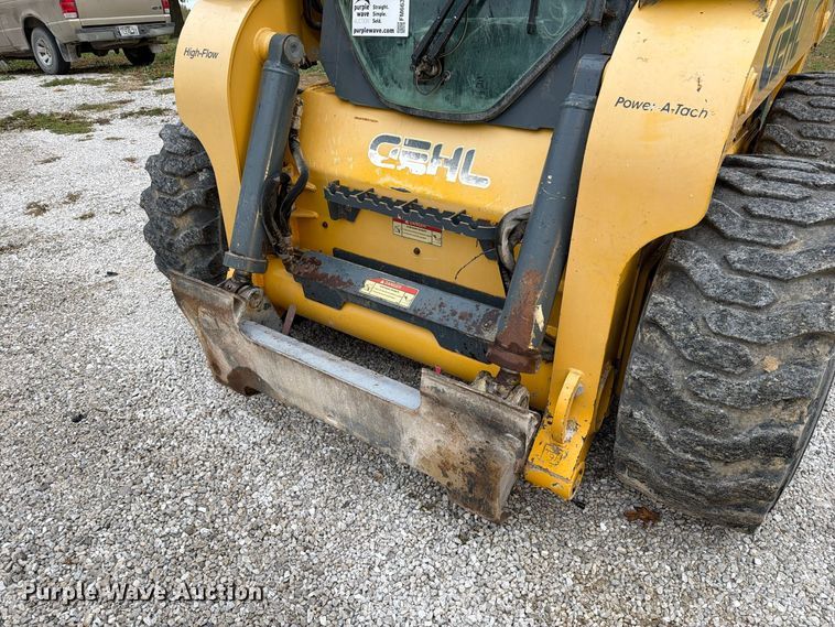 image for item FM6632 2015 Gehl V400 skid steer loader
