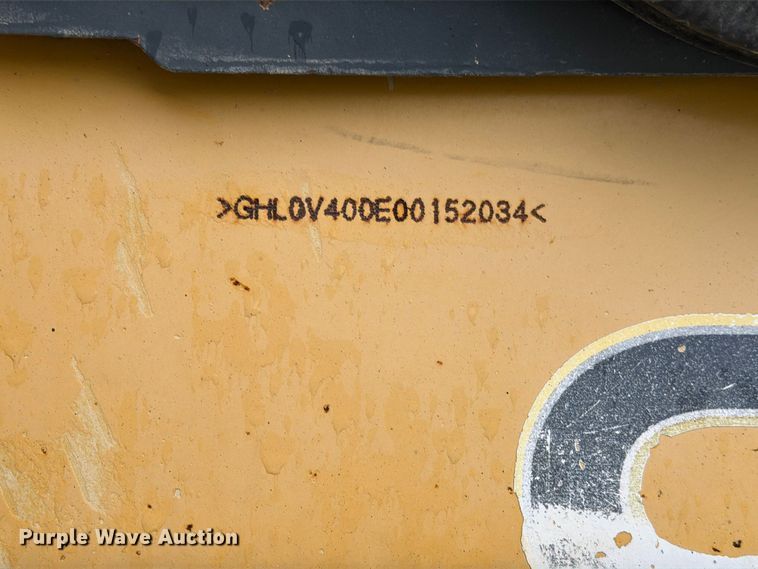 image for item FM6632 2015 Gehl V400 skid steer loader