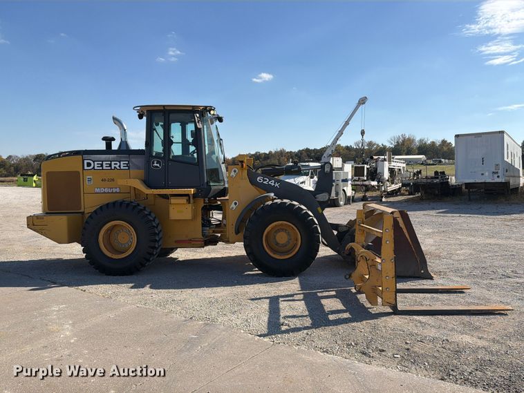 image for item FM6637 2015 John Deere 624K wheel loader
