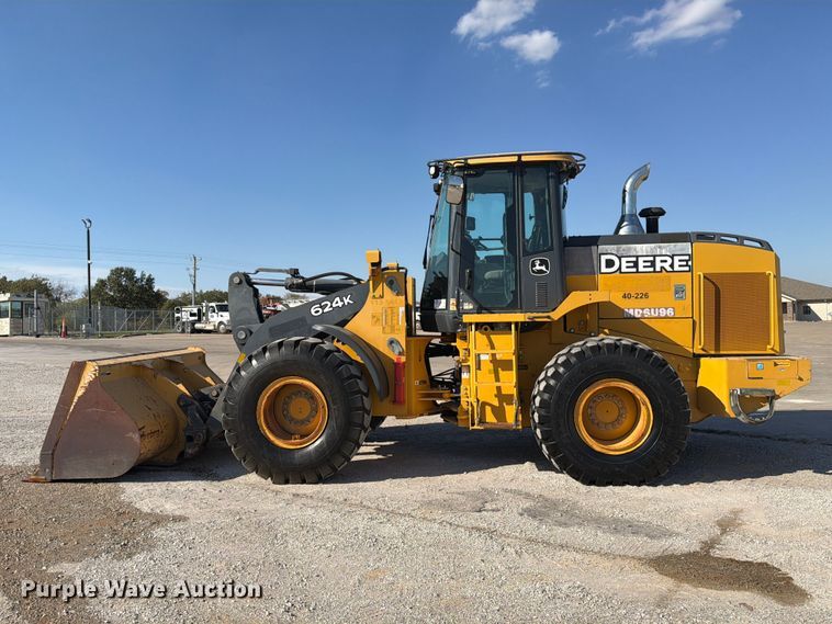 image for item FM6637 2015 John Deere 624K wheel loader