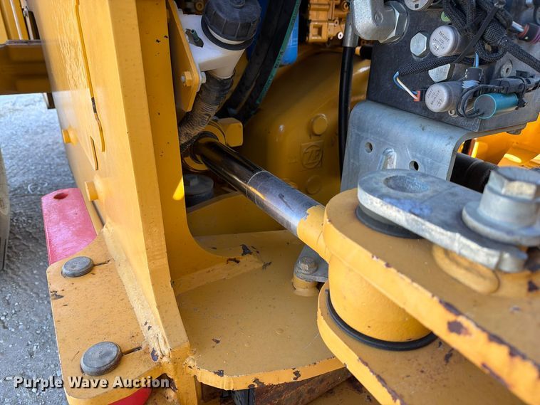 image for item FM6637 2015 John Deere 624K wheel loader