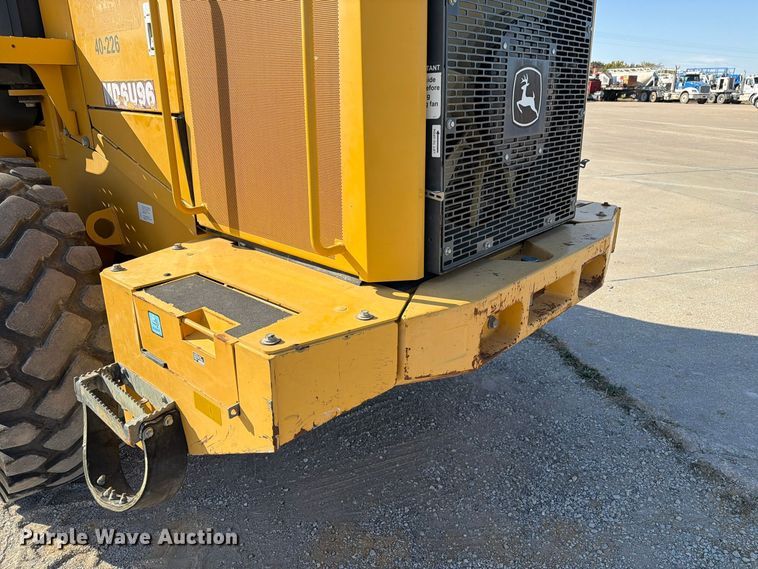 image for item FM6637 2015 John Deere 624K wheel loader
