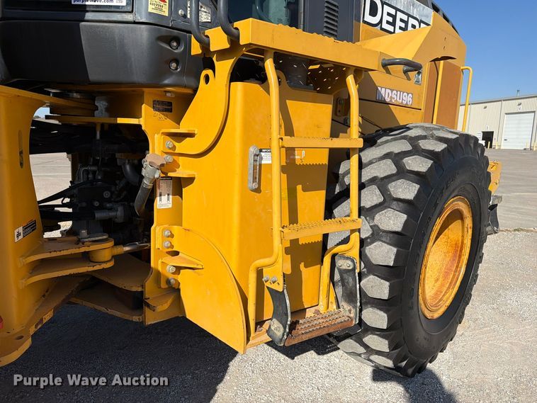 image for item FM6637 2015 John Deere 624K wheel loader