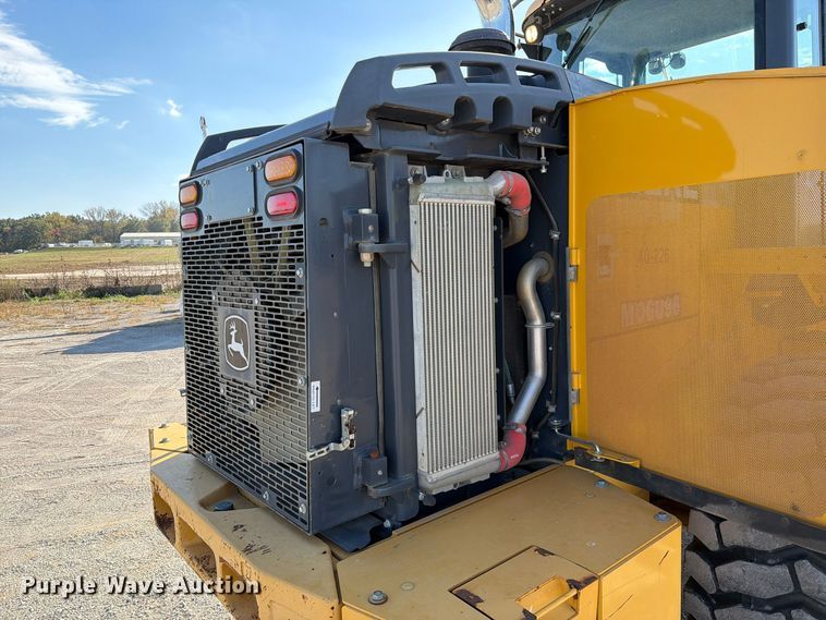 image for item FM6637 2015 John Deere 624K wheel loader