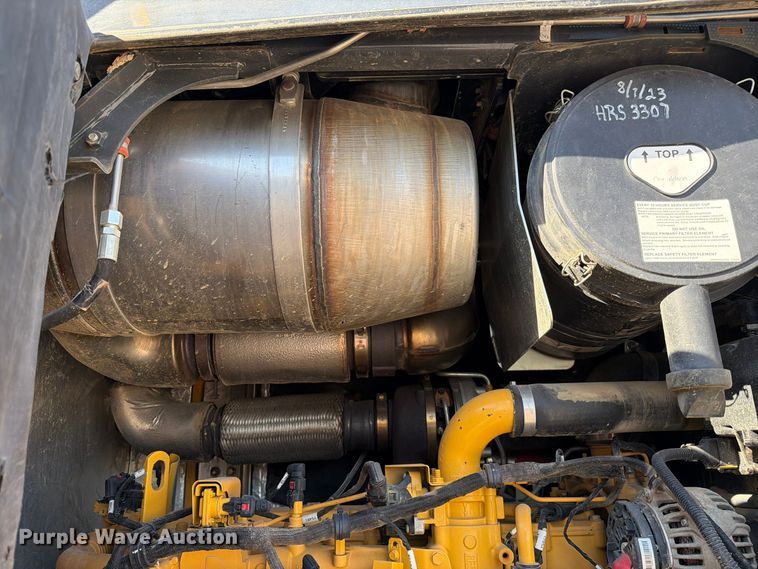 image for item FM6637 2015 John Deere 624K wheel loader