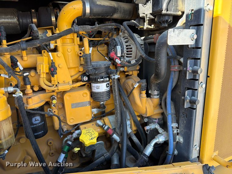 image for item FM6637 2015 John Deere 624K wheel loader