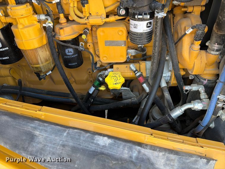 image for item FM6637 2015 John Deere 624K wheel loader