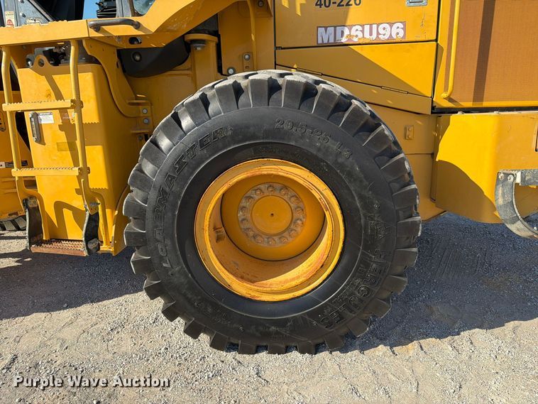 image for item FM6637 2015 John Deere 624K wheel loader