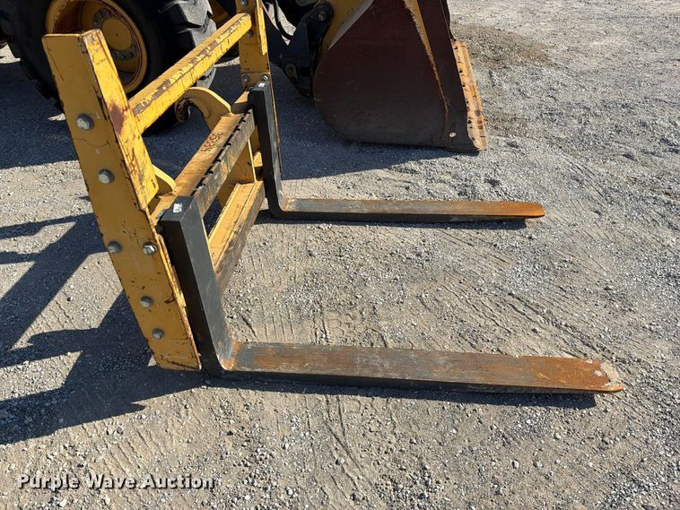 image for item FM6637 2015 John Deere 624K wheel loader