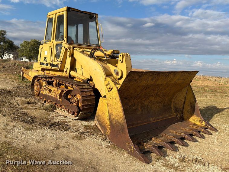 image for item FN1562 1984 Caterpillar 953 track loader